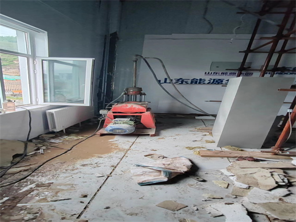 康巴什地基基础下沉墙体裂缝加固注浆顶升施工